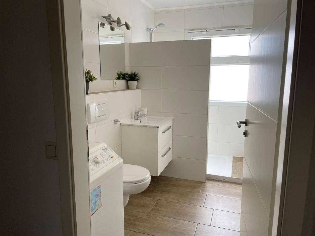 Witte Huus 75M_ Und 51M_ Ferienwoh Apartment Hooksiel Exterior foto